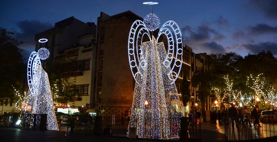Mais de 1 milhão de lâmpadas no Funchal acendem a 1 de Dezembro -  DN